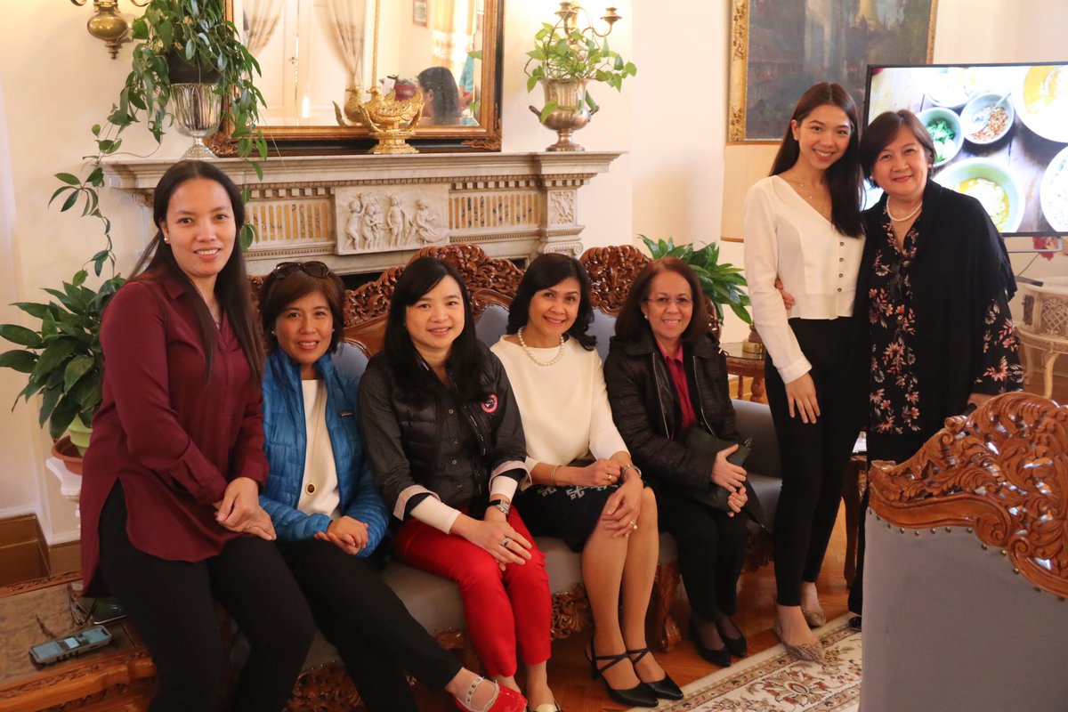 dc_awc's tweet photo. #ASEAN ladies having fun at #Myanmar Culinary Day!
@philippinesusa @KBRIWashDC @ThaiEmbDC @SingaporeEmbDC @MYembassyWDC https://t.co/nKP3KAOotV