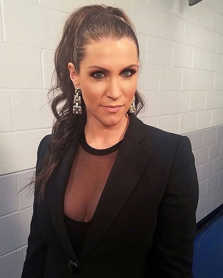 #WCW <a href="/HOFStephM/">Stephanie McMahon</a> 
“Well this lovely woman is Stephanie McMahon and she is my Number 1 #WCW because of how dominant she is , how sexy she is, and her grip strength Jesus it’s perfect. Well enough of me fantasizing please go follow her.”