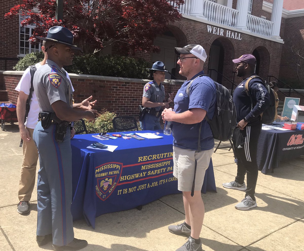 @OleMissRebels had a great time talking to potential candidates for the Mississippi Highway Patrol. Lots of questions was asked about our organization. #PursueTheCall #becomeatrooper