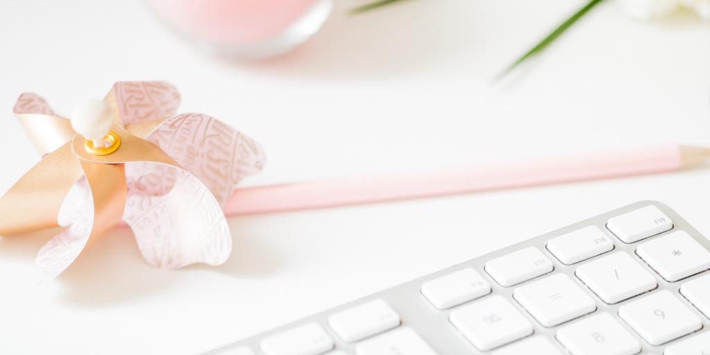 DANI_Naturals's tweet image. Guess what? Today is officially #dontgotoworkunlessitsfunday! 🎉At DANI, we work hard, play hard, and know the power of a fun (and inspiring) office environment. 🥳We believe in loving what you do and having an office that reflects that. What is one way you have fun your job?