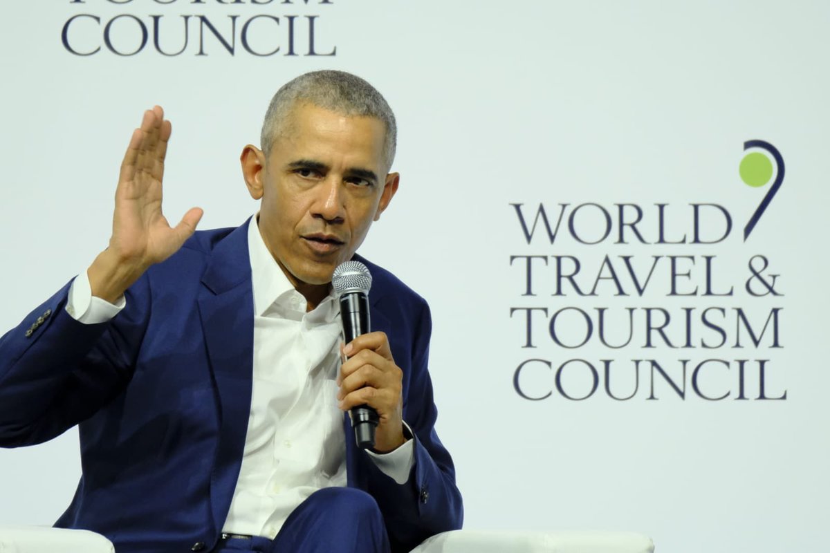 Ayto_Sevilla's tweet photo. «Hay que viajar a esta tierra. Sevilla es una ciudad preciosa y espectacular» @BarackObama https://t.co/uxiLPvHROx

📸 Foto de @pepoherrera #GSSeville @WTTC https://t.co/pobmuX5CX0