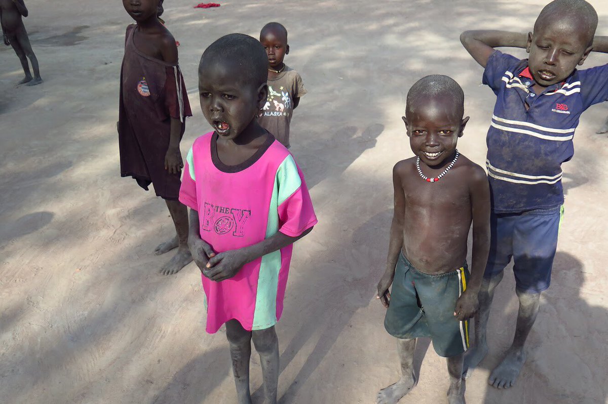 The women of Diar Foundation’s Women’s Farm School have opened a school on the farm.  The school currently serves 124 local street children.  Help them change lives by sponsoring a teacher’s salary.  (link to donation page - drda.z2systems.com/np/clients/drd…)