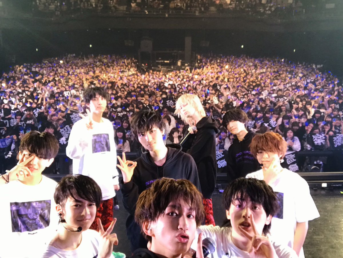 Supdra_staff's tweet photo. ■2019.04.03
7th ONEMAN LIVE TOUR
"Emotions" at Zepp Tokyo
ツアーファイナルも感情の共有ありがとうございました！
次は野音！！！  #スパドラ https://t.co/84uRkAIB0l