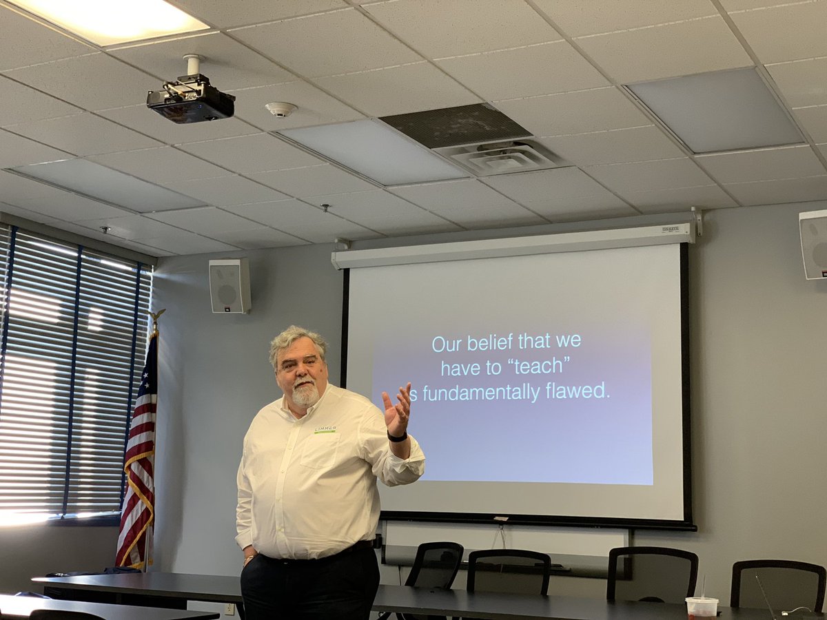 theEMSsiren's tweet photo. #EMS educators “teaching” is not the same as students learning- lecture is not the only way to present information to our students. #NREMT #flippedclassroom #paramedicine @LimmerEducation @LimmerEducation @emssvc https://t.co/haOlmhHIrk