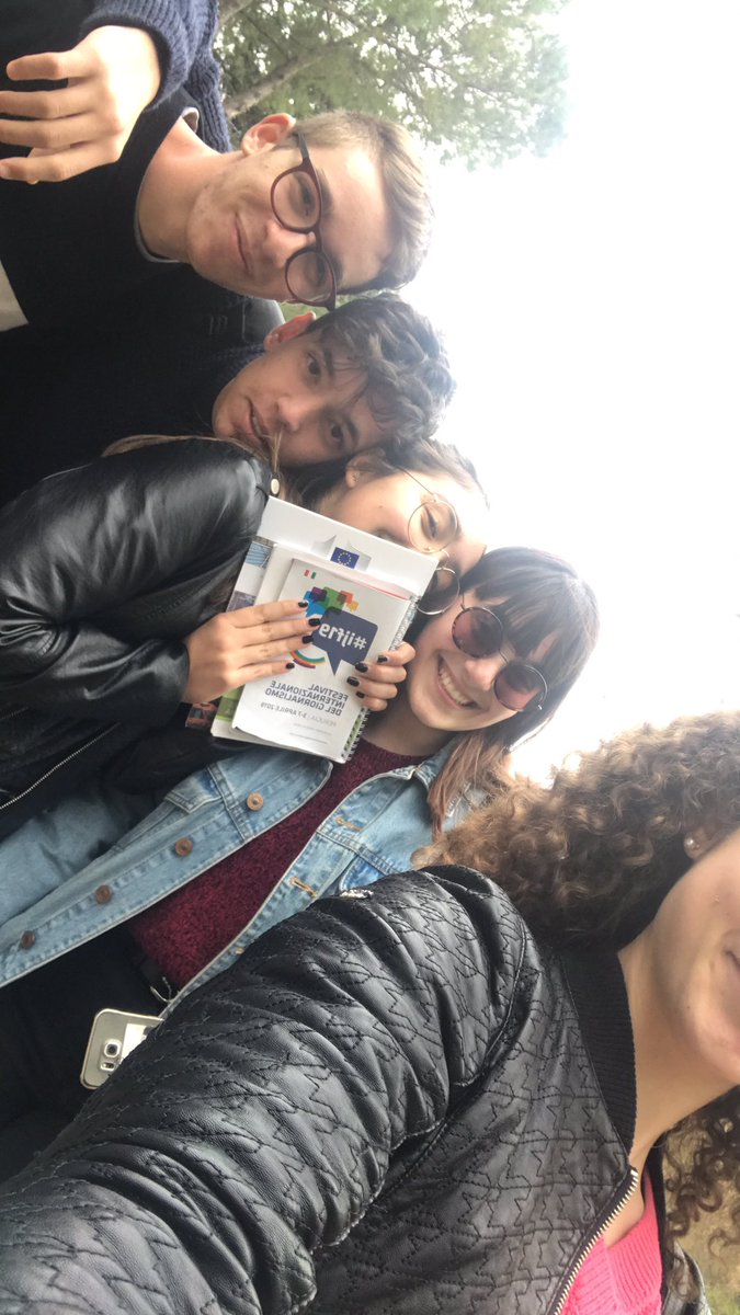 GiuliaPauselli3's tweet photo. Ready for “teen news lab” #ijf19 #gruppoceleste #giornalismo #gionalistinell’erba @gNellerba @MatteoScorpioni @LuciBroccatelli @Marta_pierini_ @Gabry_Frittelli https://t.co/KP6gYtoBuJ