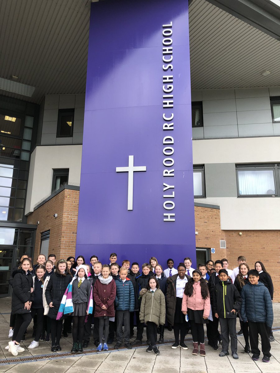 HolyRoodRCHigh's tweet photo. Another great Cluster Primary pupil council event held today in Holy Rood. The focus was on sharing common experiences between our schools as well as looking at a shared Cluster Mission Statement. #clusterprimary #partnershipworking #pupilvoice #sharinggoodpractice https://t.co/DwFAEv20OO