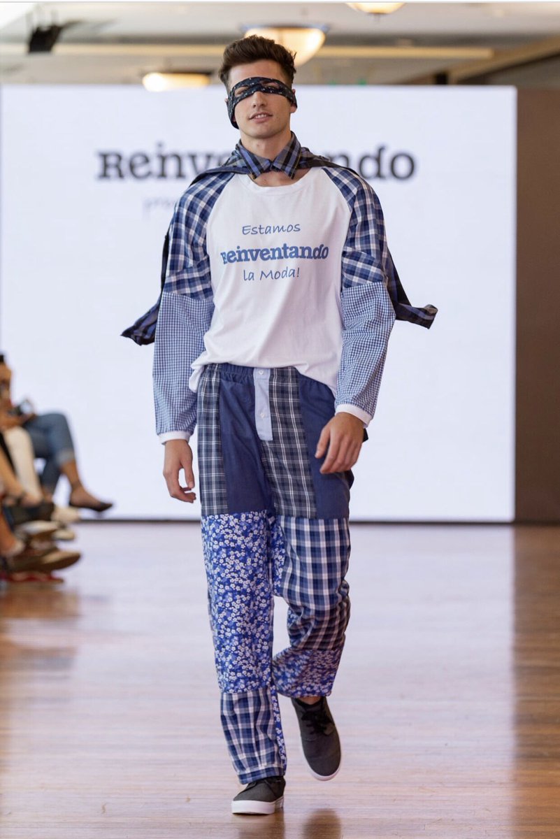 BAmodaydiseno's tweet photo. En el marco de #BASemanadelaModa, la Asociación Moda Sostenible Argentina realizó el desfile “La Moda Te Cuida” en @arfashionweek , donde participaron más de 250 personas.

📸 @ReyDanielPh https://t.co/rbgECRiMKt