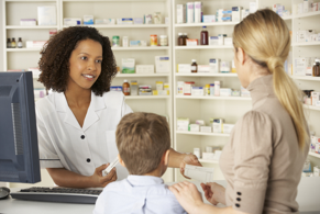 HealthQR's tweet photo. Do you manage medications for young children? Talk to your pharmacist about the Your Health Report app to view your children’s medications, order refills and connect with your pharmacy.  #MasterYourMeds  Find a participating pharmacy https://t.co/DyUmhujQrk https://t.co/Y5ZYI5IK8G