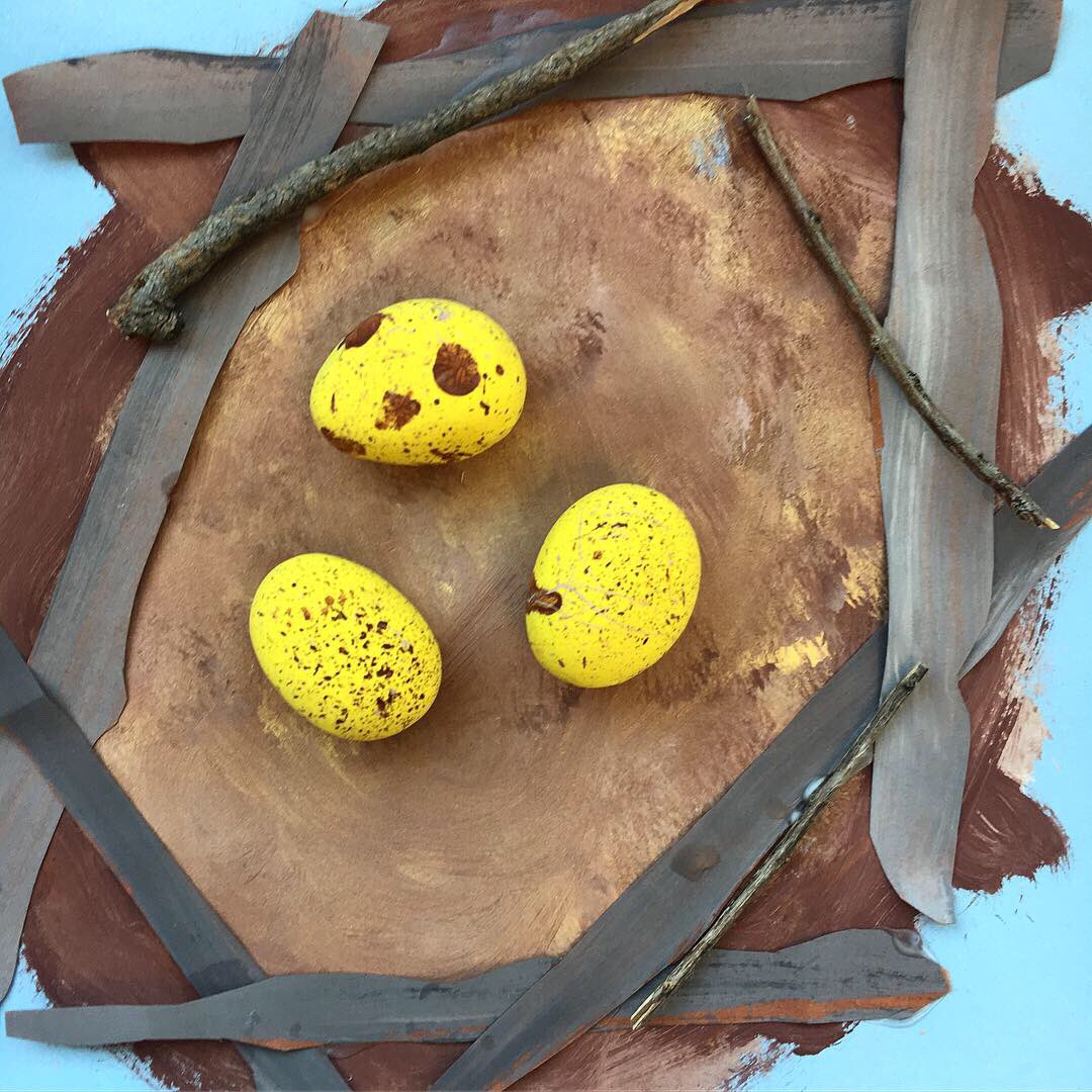 CbeARTstudio's tweet photo. Even on “short day”s we CBE Bukhair artists have lots of serious work to do! #clayeggs #nestart #elementaryart #risdartmatters #risdconnects #risdgreatness #risdace #texturepainting #overlapping https://t.co/PivheEY3ZL