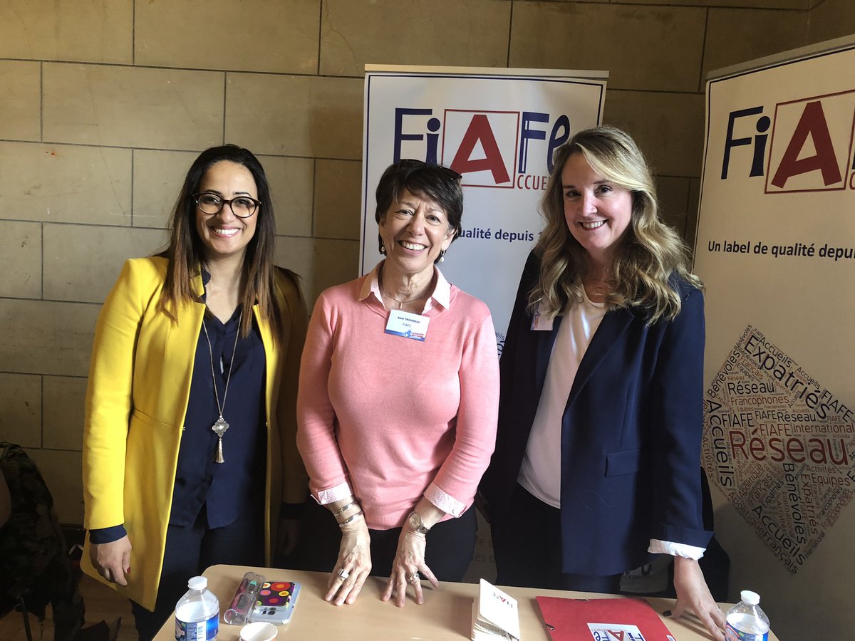 Fiafe_Accueils's tweet photo. Merci @Amelia_LKF pour la visite, les compliments chaleureux et le soutien!! A très vite! 😀 #FIAFE #formidablereseau #FDE #semde @S_expatrier https://t.co/RLRIB2kzqm