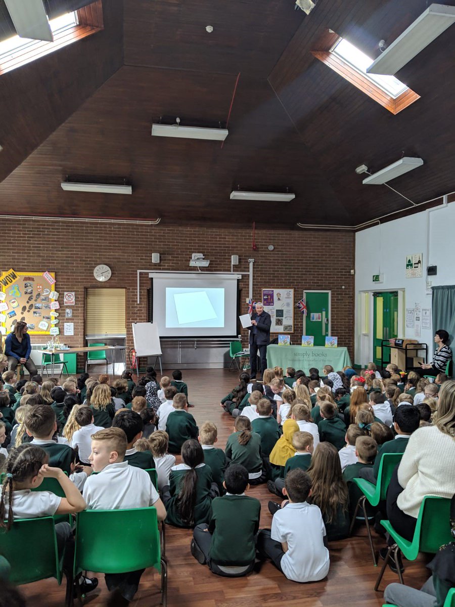 HarperCollinsCh's tweet photo. Final school visit on #Day1 of the #OneSpringyDay book tour! A huge thanks to the kids and staff @CaleGreenPS for making it a wonderful event! And another big thanks to @simplybooksNo1 for joining us today! We hope to see you again soon! #Percy https://t.co/YWCYBfshiJ