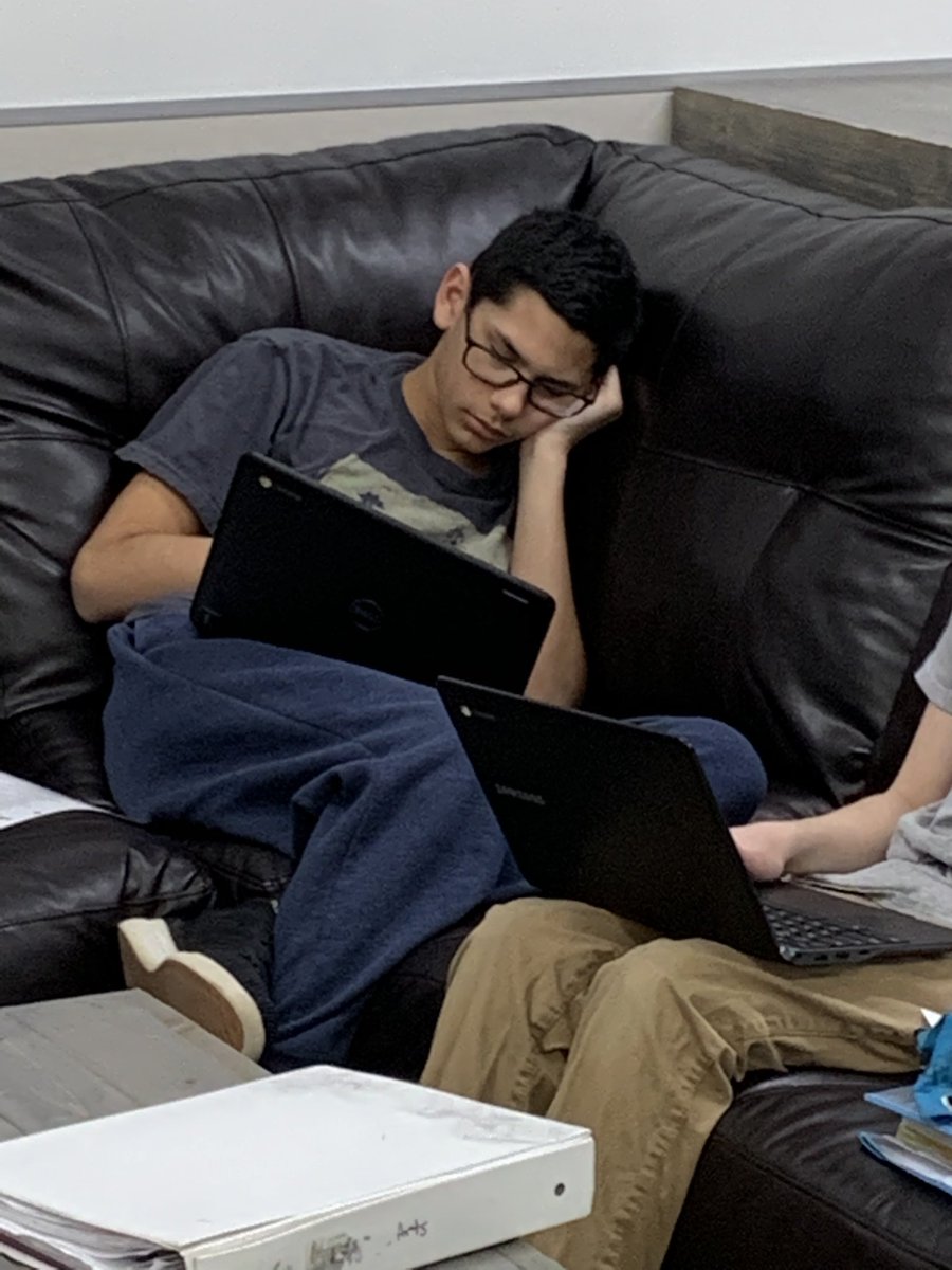 DillsoftheShire's tweet image. Sometimes students get too comfortable with their research😳Time for a yoga brain break, Manrique! #wakeywakey #workingsohard #brainbreak