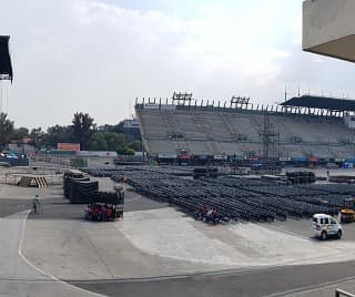 MarzanMX's tweet photo. Mantenimiento a suites del Autódromo, que serán los camerinos del #ElEvento40 #Los40 #Eventos #mexico #FelizMiércoles #music #Radio #Espectáculos #concierto #Diversion #work #Entretenimiento #marzanmx @los40mx @tvtelehit https://t.co/IsNhPBjxYJ
