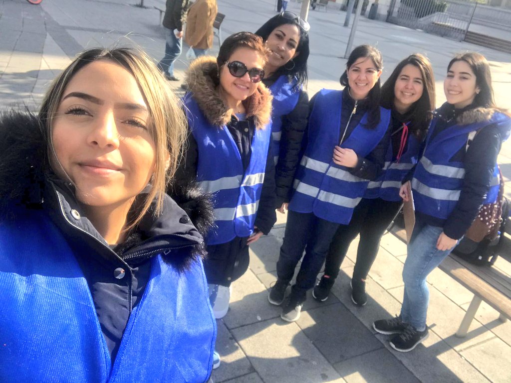 SomosMiel2019's tweet photo. Hoy en #SomosMIEL empezamos la recolecta de firmas para que todos los #EuroLatinos tengamos una plataforma y una voz que realmente nos represente en el #Parlamento #Europeo https://t.co/HvF4cjHAIV