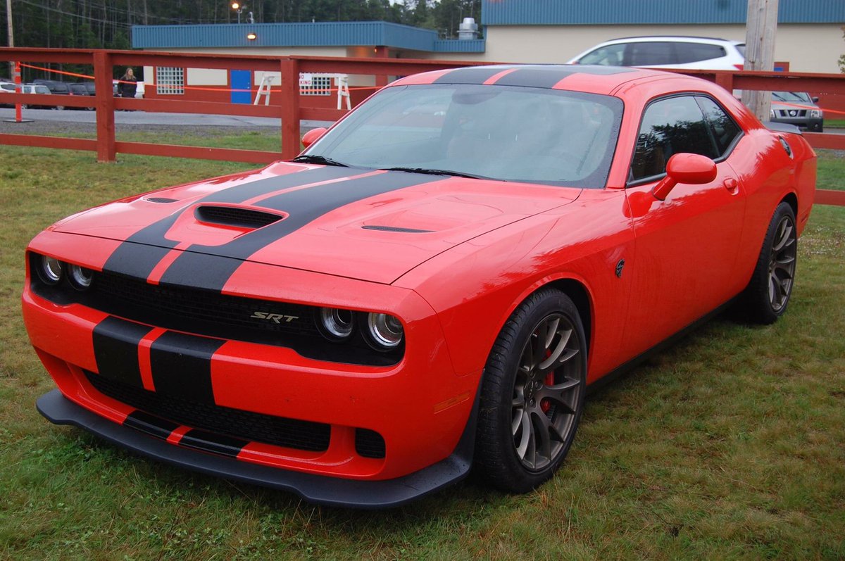 dragon3girl69's tweet photo. Happy Mopar Wednesday! It’s a good day to make someone smile 😃 #mymopars #moparchick #moparmusclecar #2017challengerHellCatSRT #707hp #gomango #68chargerRT #440 #hemiorange #dodgecharger #dodge #chrysler #plymouth #carshow #MoparOrNoCar https://t.co/MHUk9IL1OY