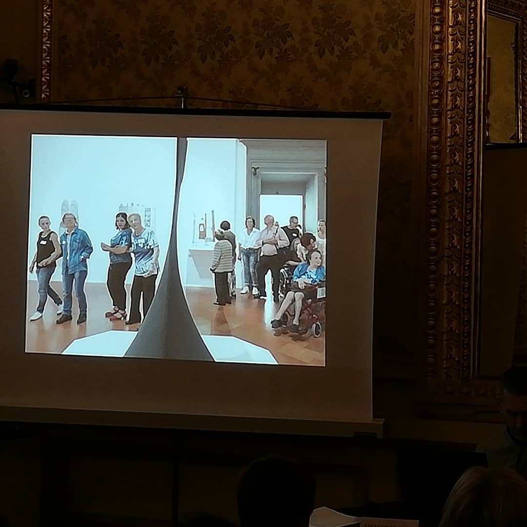 LabMuseia's tweet photo. Se tutti abbiamo diritto ad accedere all'arte, è ingenuo pensare che tutto sia accessibile a tutti. Questa la premessa del progetto "A più voci" di @palazzostrozzi,oggi raccontano da Irene Balzani e Luca Carli Ballolla
#servizieducativi #didattica #musei #livorno @ComunediLivorno https://t.co/qOXE1uFV8U