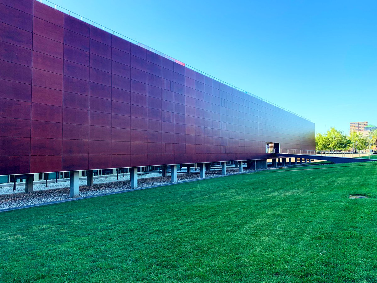 Leonardorodz's tweet image. Realizando alianzas, buscando nuevos proyectos para @indevos_RT y nuevos objetivos para nuestra @UniversidadEan, hoy en @Institutoai2upv de la @CPInnovacion @UPV  #Robotics #Automation #ArtificialVision #AutonomousCar #YuMi