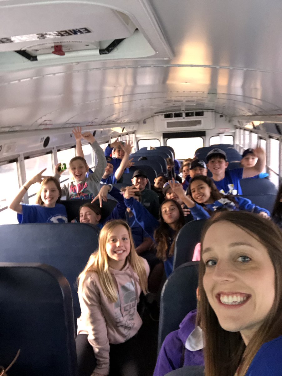 reynarithmetic's tweet image. On our way Sky Ranch #DISincredible @DISD_DIS