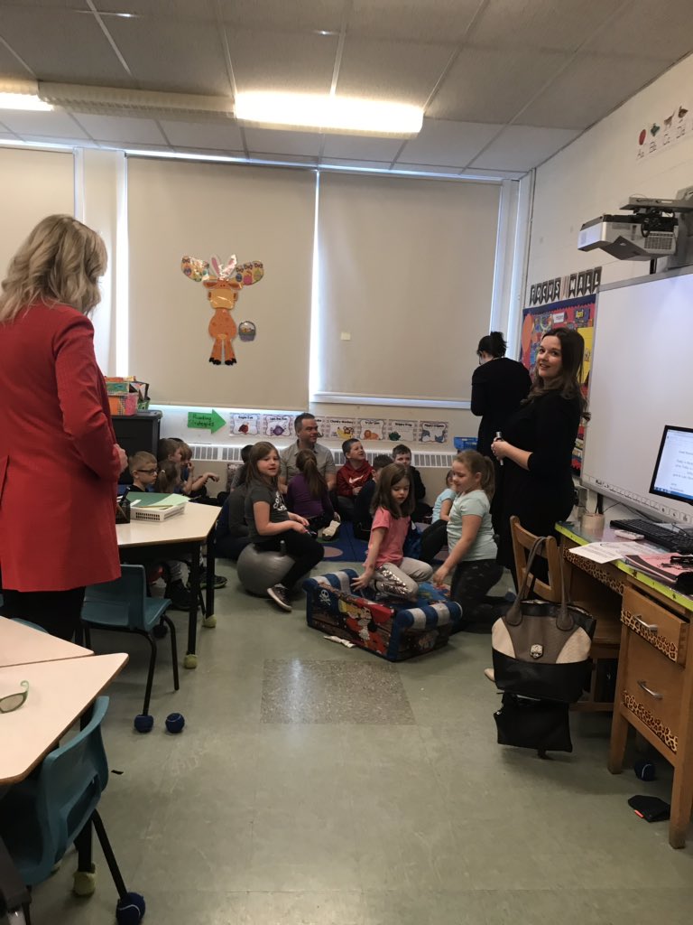 sjboscoschool's tweet image. Another awesome morning of showcasing our schools! Thanks to @WarriorsWvh and @bjhsaxons for hosting us today! Thanks to our own students and staff of @sjboscoschool for making us proud each and everyday! @NLESDCA @dtoope #learningfromoneanother