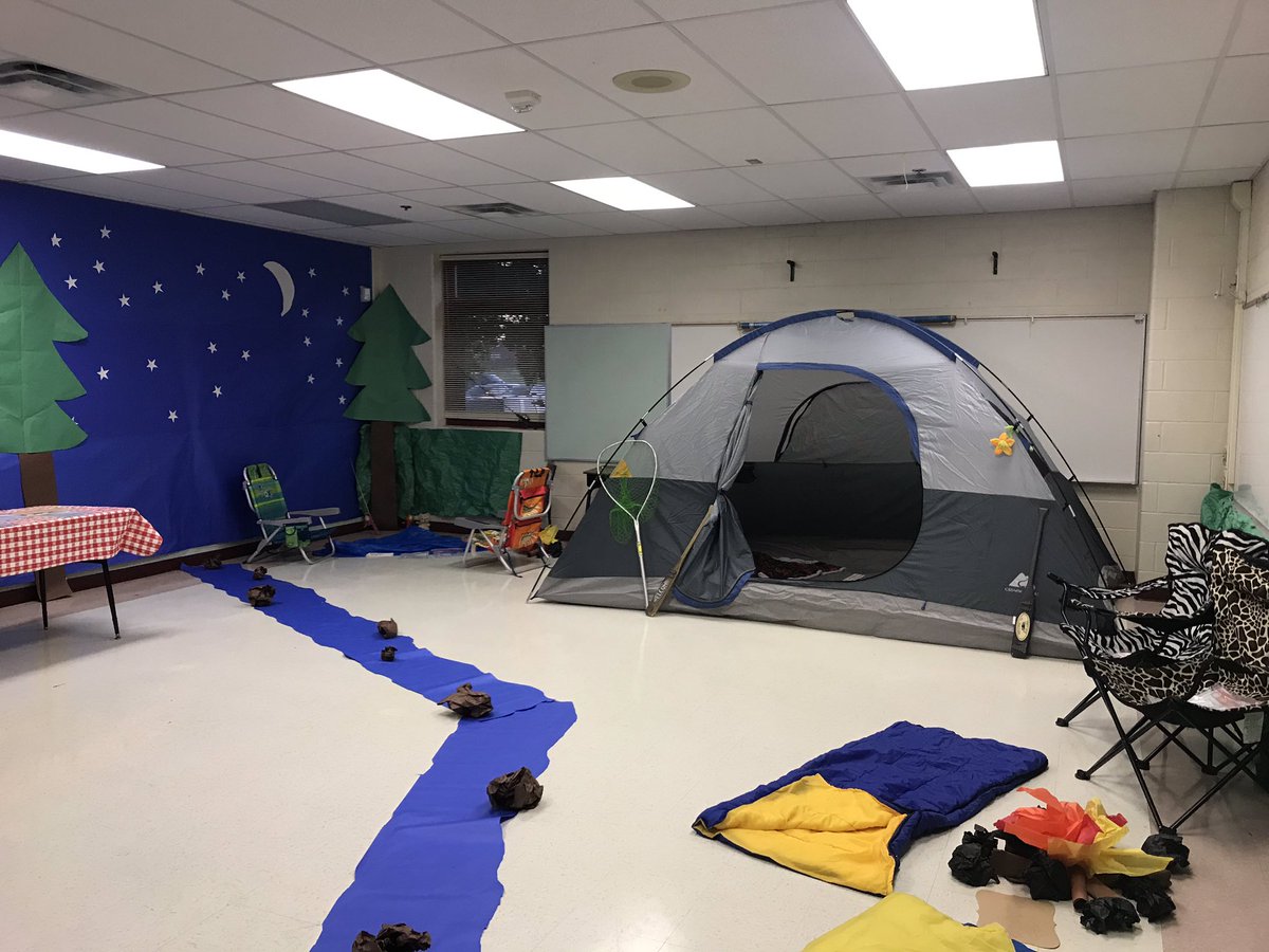 ArceVickie's tweet photo. Camp Write-a-lot at Brauchle Elementary.#brauchleinspired #ThisIsNorthside https://t.co/9YeW0NulY2