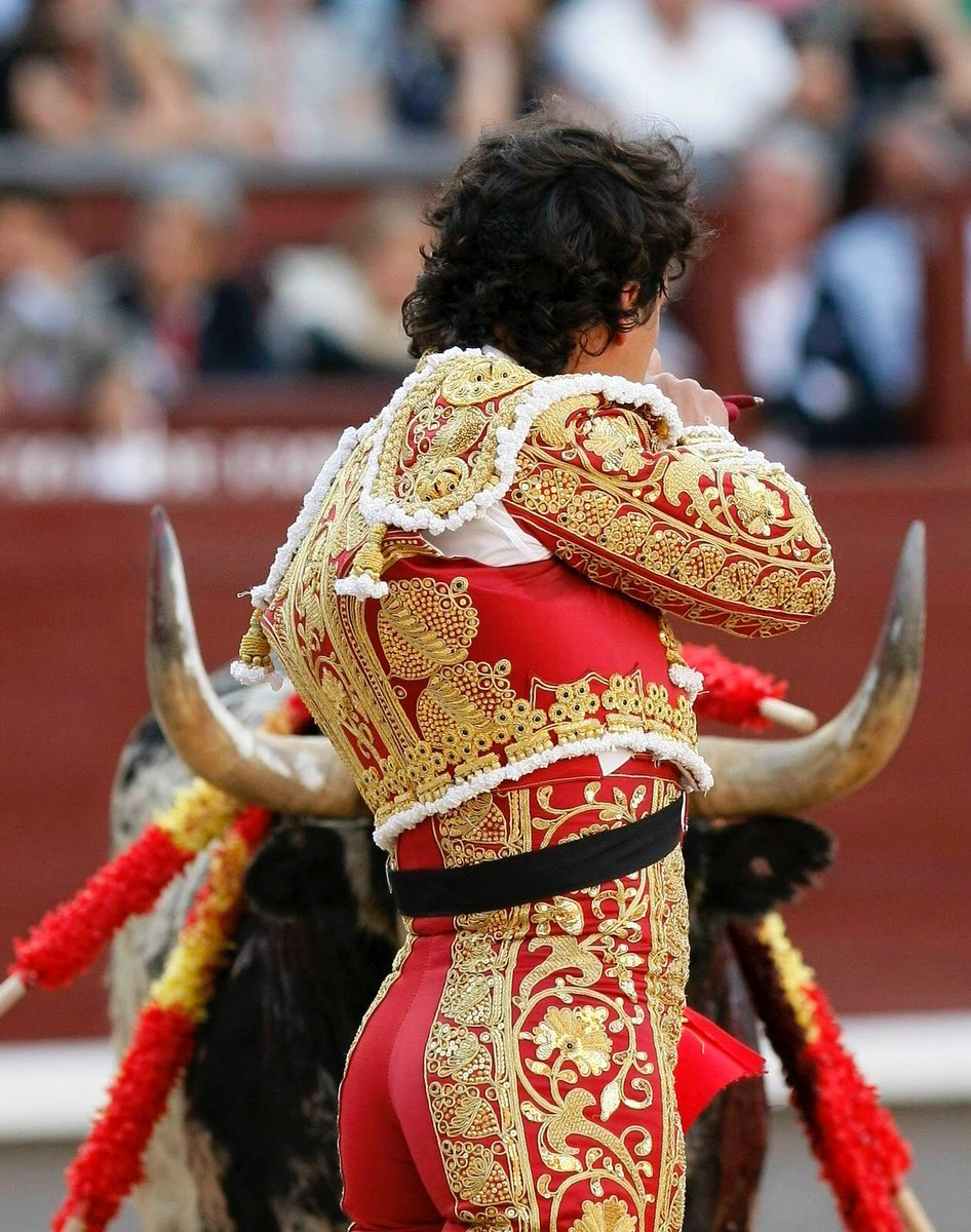 👉🏻Que quede claro que el Partido Popular es el que lleva defendiendo las #Tradiciones de España toda la vida🇪🇸

Fue el PP el que declaró 🐂Los #Toros Bien de Interés Cultural en 2013. No necesitamos que nadie nos de lecciones en defensa de tradiciones. Que no se apunten tantos.🤐