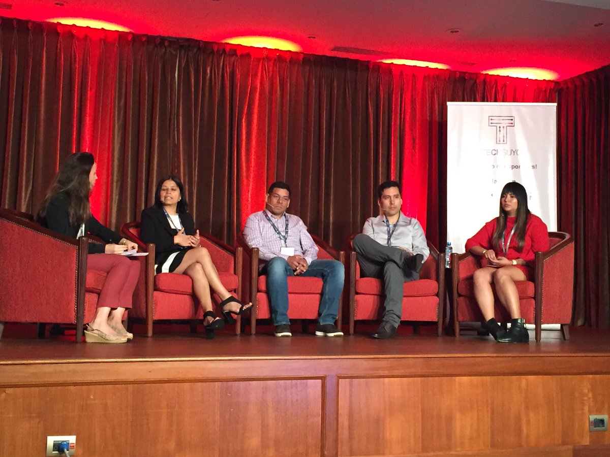 Tecnologia21com's tweet photo. “No hay imposibles, siempre puedes aprender. Debemos vencer nuestros miedos”; Rosalva Gallardo - Google. #TechSuyo #TechSuyo2019 #SiliconValley https://t.co/EfQkkPTKWS
