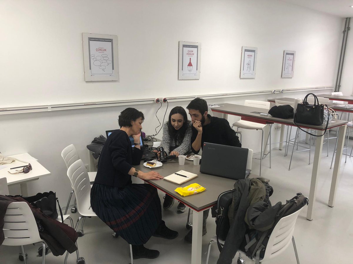 Proje ekibi olarak planlamamızı ve gündemimizi tekrardan gözden geçirdik, hazırız. Destekleriniz için teşekkür ederiz, takipte kalın.

Neşe Alkan
Zeynep Yeşil
Kerem Can Demirtaş