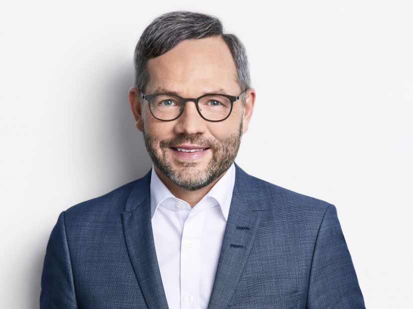 fritzfelgentreu's tweet photo. #Neukölln! Noch nichts vor? Um 18 Uhr kommt Staatsminister @MiRo_SPD in unseren Bezirk zum Talk über die Zukunft #Europas 🇪🇺! Mit dabei @polis180 mit der Kampagne „jung &amp; wählerisch“. Wo? Braustube von Berlin Global Village e.V., Am Sudhaus 2 im #Rollberg. https://t.co/D9bFiKdnkz https://t.co/eG0zH3jIMX