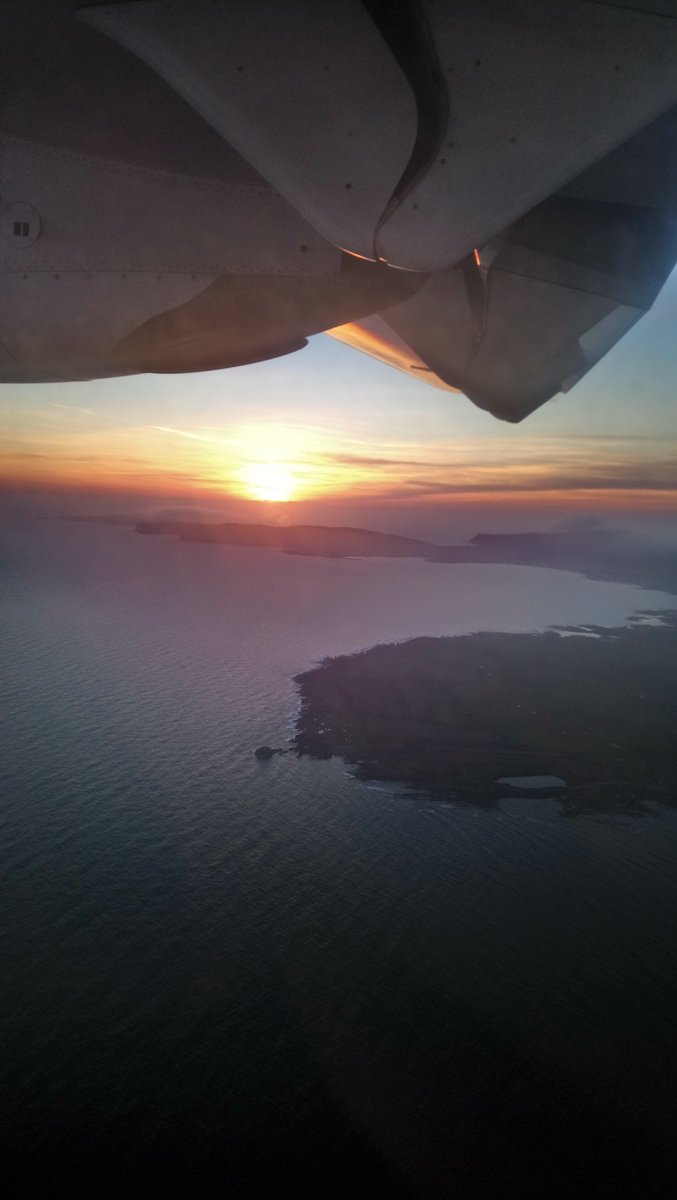 DesignatSource's tweet photo. Great sunset on our way back from our latest project overseas
#Sunset #Overseasproject #InteriorDesign https://t.co/Qxfl4G8Hxl