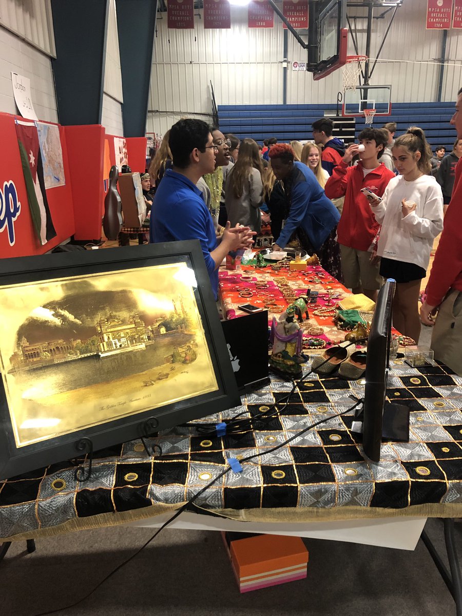 PrepStudentLife's tweet image. International Day fun! #PrepFamily