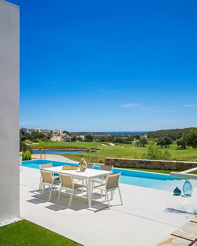 somiumproperty's tweet photo. Limonero Community… what else? These premium properties at Las Colinas have one of the most outstanding views over the golf course.

To discover more about this villa and all its possibilities, visit our site! Link in bio
.
.
.
.

#somium #Lascolinas… https://t.co/otIQNlhRqT https://t.co/scmuwoie42