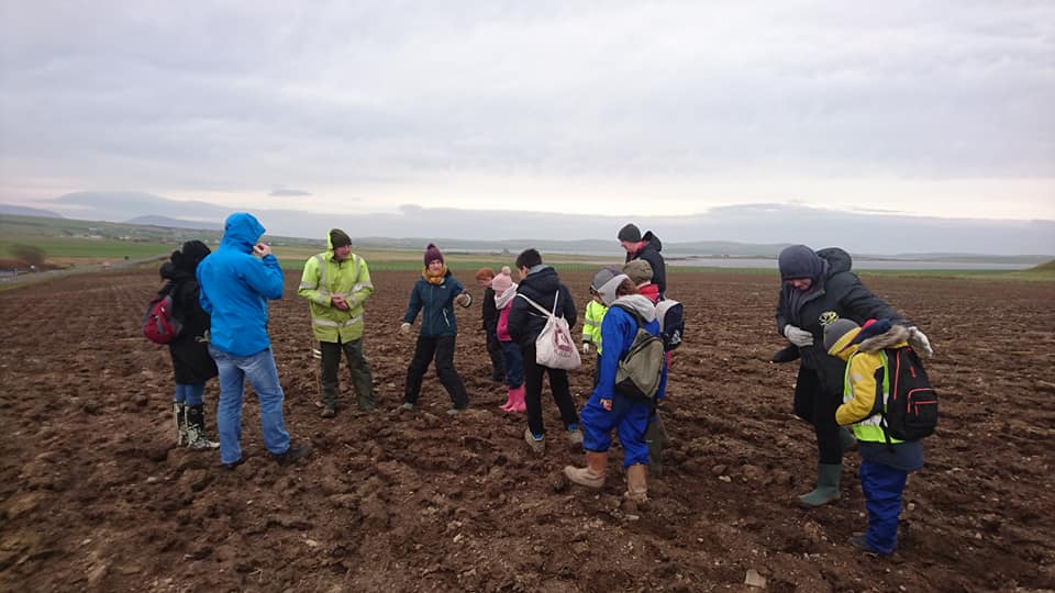 YAC_CBA's tweet photo. #YACUpdate: Our latest YAC on #Orkney have been out fieldwalking recently near Maes Howe #YACadventure. Find your local YAC: https://t.co/EW516fG1nY https://t.co/f7vKfwVcKI