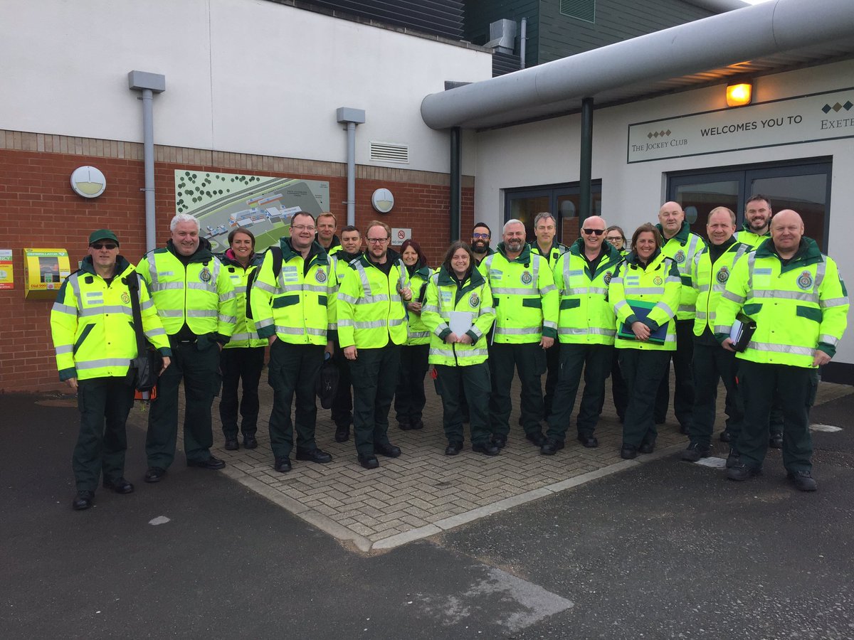 robertflute's tweet photo. @swasFT Latest cohort of #Operational commanders - about to embark on their practical exercise https://t.co/ZSB2yKalh8