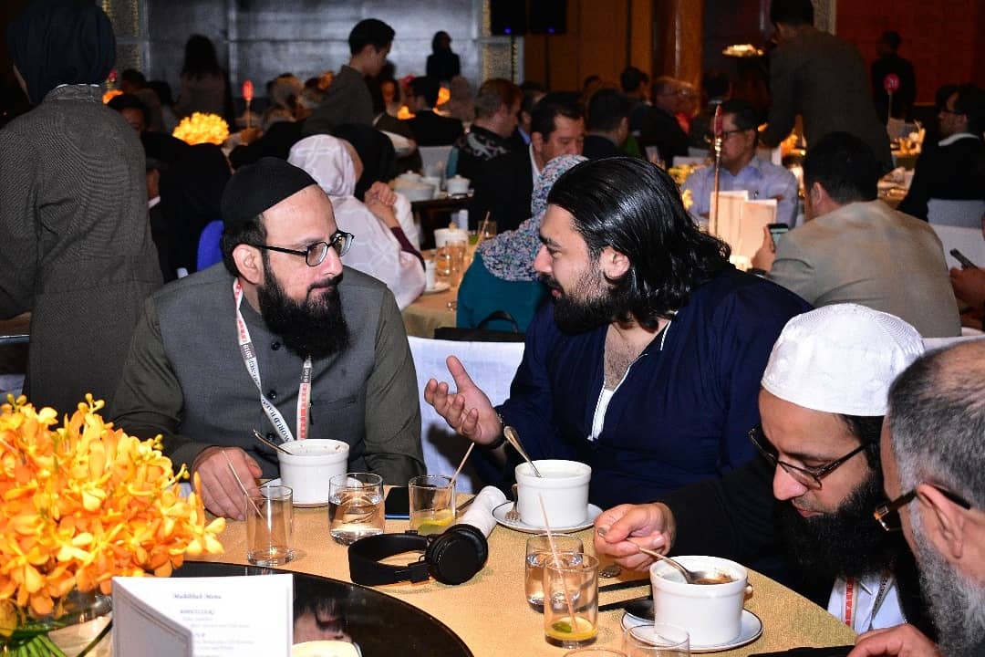 ghas2019's tweet photo. Appreciation Dinner with YAB Dato’ Seri Dr. Wan Azizah Dr. Wan Ismail, Deputy Prime Minister of Malaysia at Grand Hyatt Hotel, Kuala Lumpur.

📍 Follow GHAS 2019 official social media pages:
Facebook/Twitter/Linkedln: Global Halal Summit 2019
Instagram: @ghas2019 https://t.co/P0Y9TWDF5I