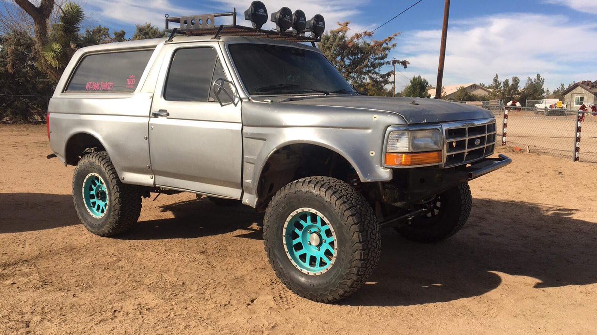 JeremyPopp3's tweet photo. Project bronco is on hold til the bank flow comes back in #bronco #ford #prerunner #methods #deaversprings #fI racing shocks #lockedoffroad #bfg #ko2 https://t.co/4EA1RaWaJJ
