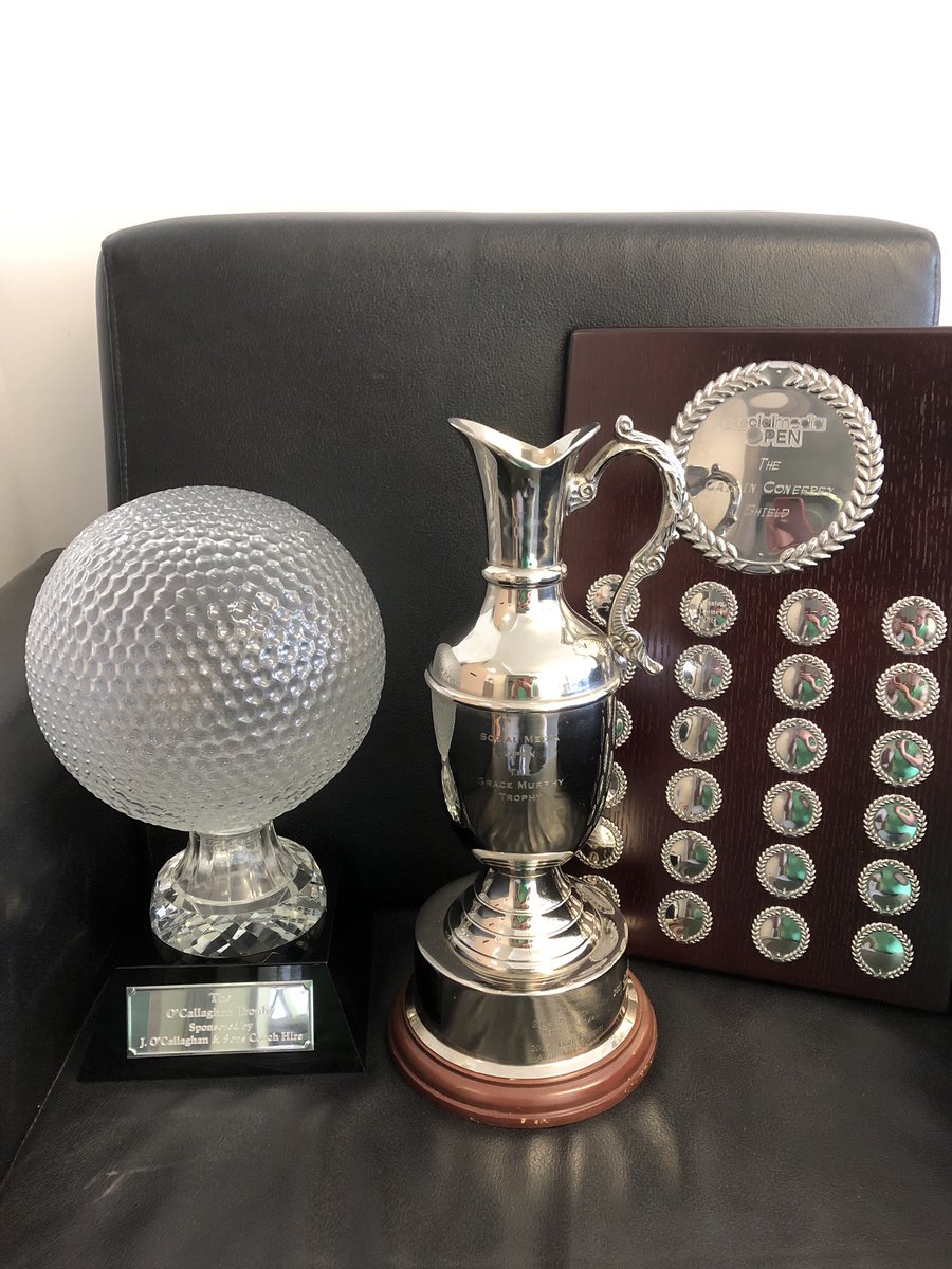 Social Media Open tweet media