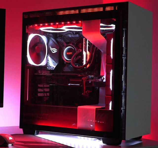 tinytomlogan's tweet photo. Fancy some inspiration for a build in the NZXT H700i? Have a look at https://t.co/8ZIBkrbReE for the full video.... #nzxt #h700i #kraken #x72 #build #gamer #gaming #project https://t.co/l4M9o9n9Cx https://t.co/gAk9ONxgeW