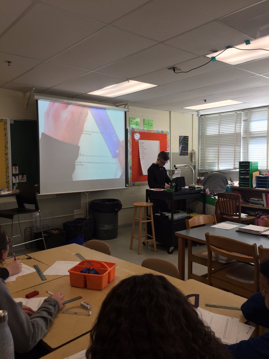 Kelly Ena tweet media