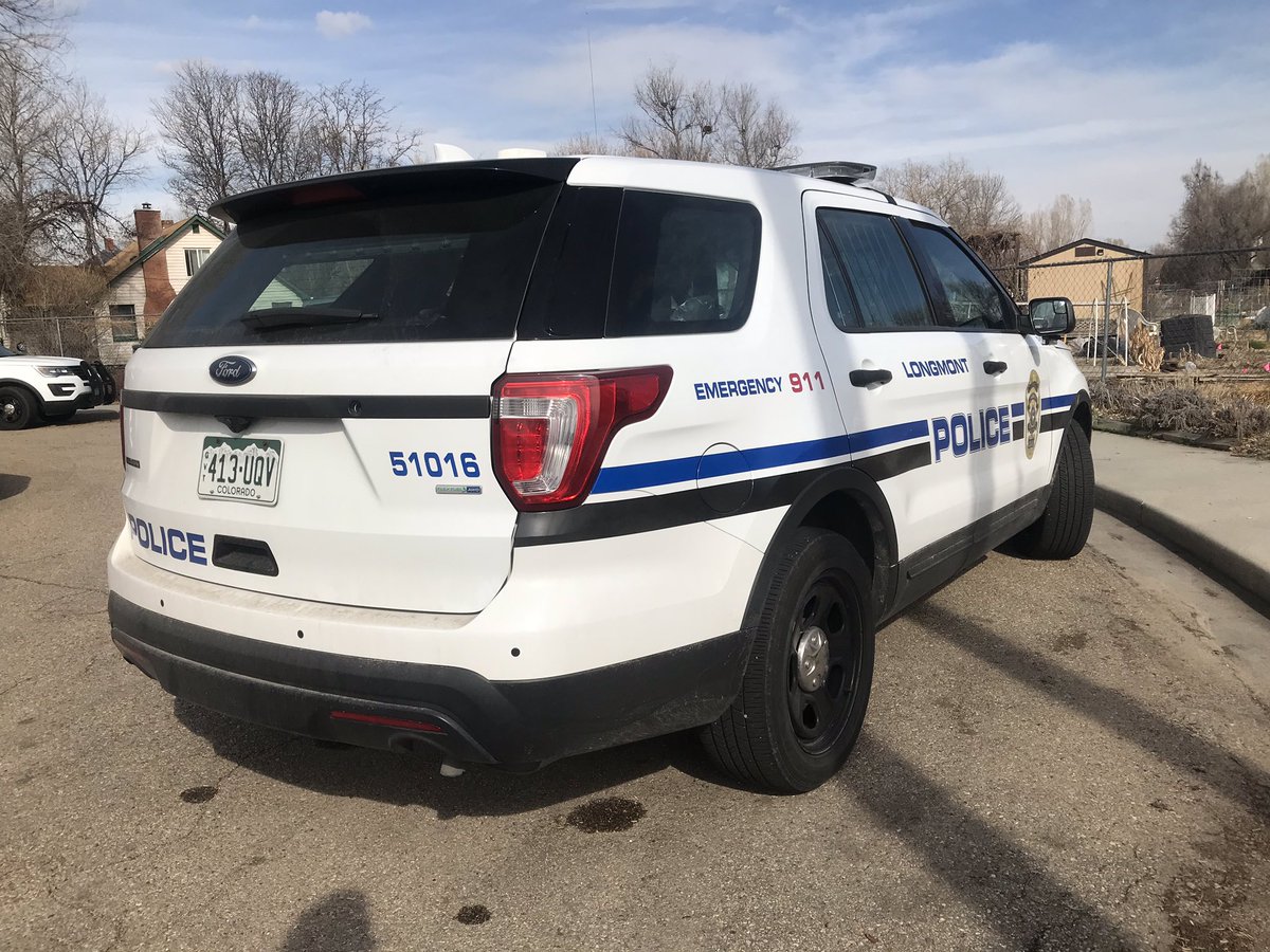 Lewis Geyer (@lgeyertc) on Twitter photo #Longmont PD searching for car theft suspect who brandished a gun in area of Mt View and Collyer. Schools on lockdown. <a href="/TimesCall/">Longmont Times-Call</a> #Longmont PD searching for car theft suspect who brandished a gun in area of Mt View and Collyer. Schools on lockdown. <a href="/TimesCall/">Longmont Times-Call</a>