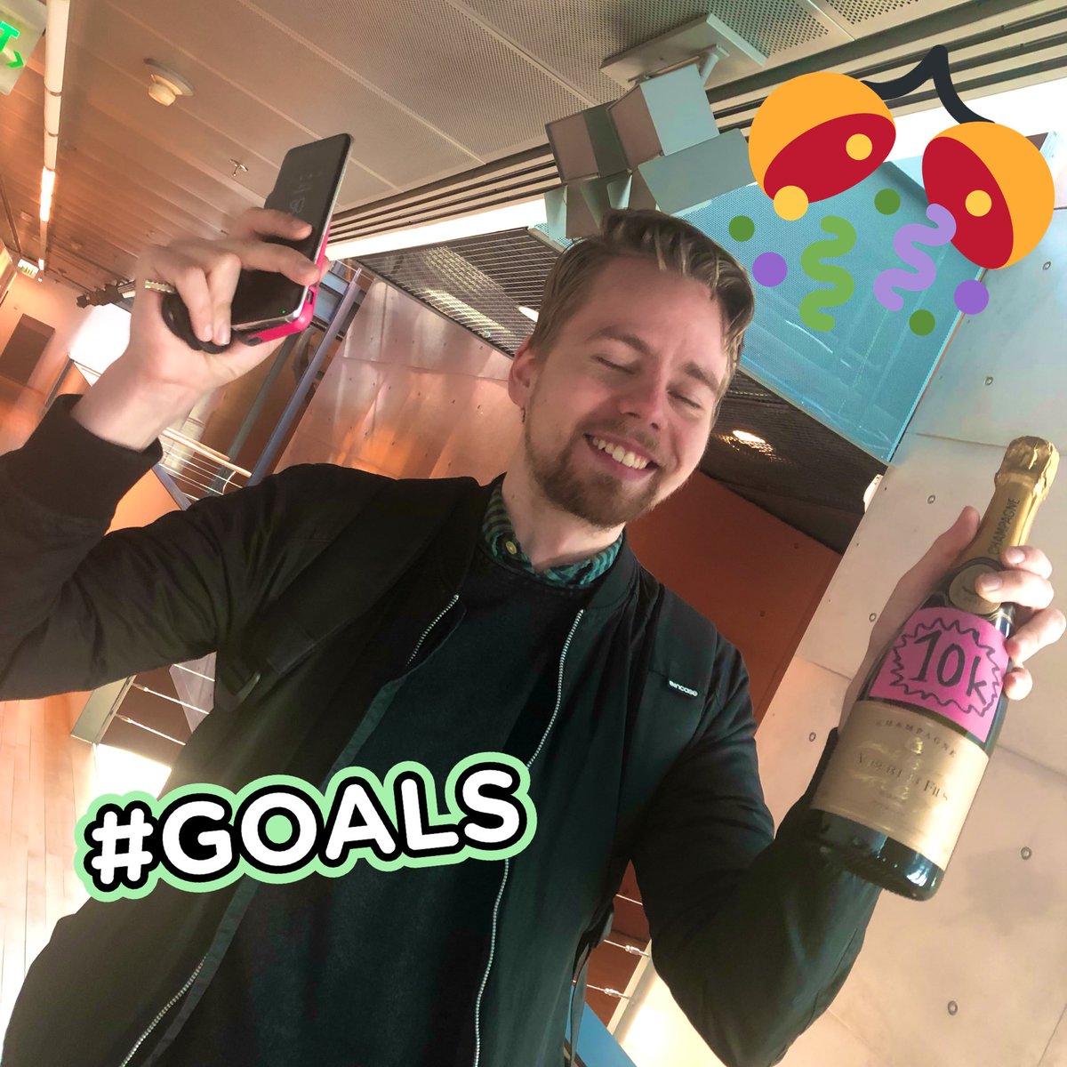 HelenaLiikanen's tweet photo. I promised our wonderful #fintern Valtteri a bottle of champagne if the Twitter account of @FinnEmbassyDC reaches 10k followers before his return to 🇫🇮. And it sure did, largely thanks to his hard work and dedication! Congrats 🎉 https://t.co/TIH8j3Rsty