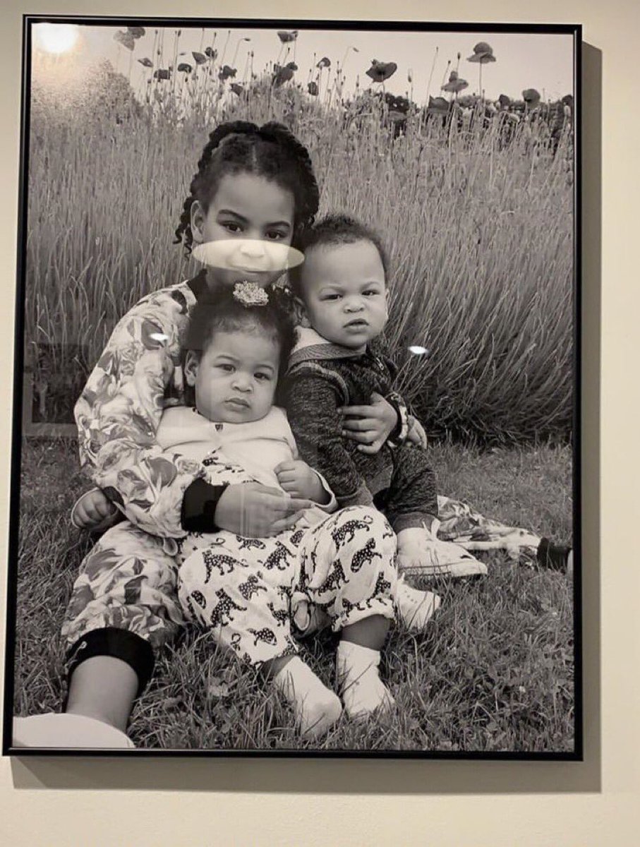 Beyonce & Jay-Z’s kids...

Blue, Sir & Rumi

Destiny’s Children...