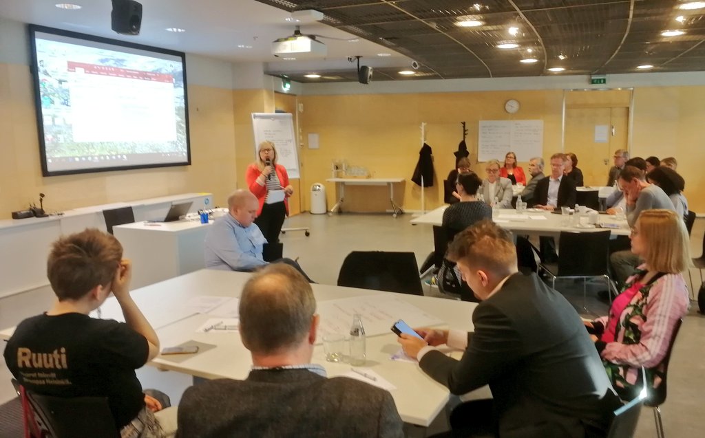 Sanna Vesikansa tweet media