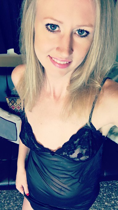 Going online https://t.co/Zn9qn9wUAR
