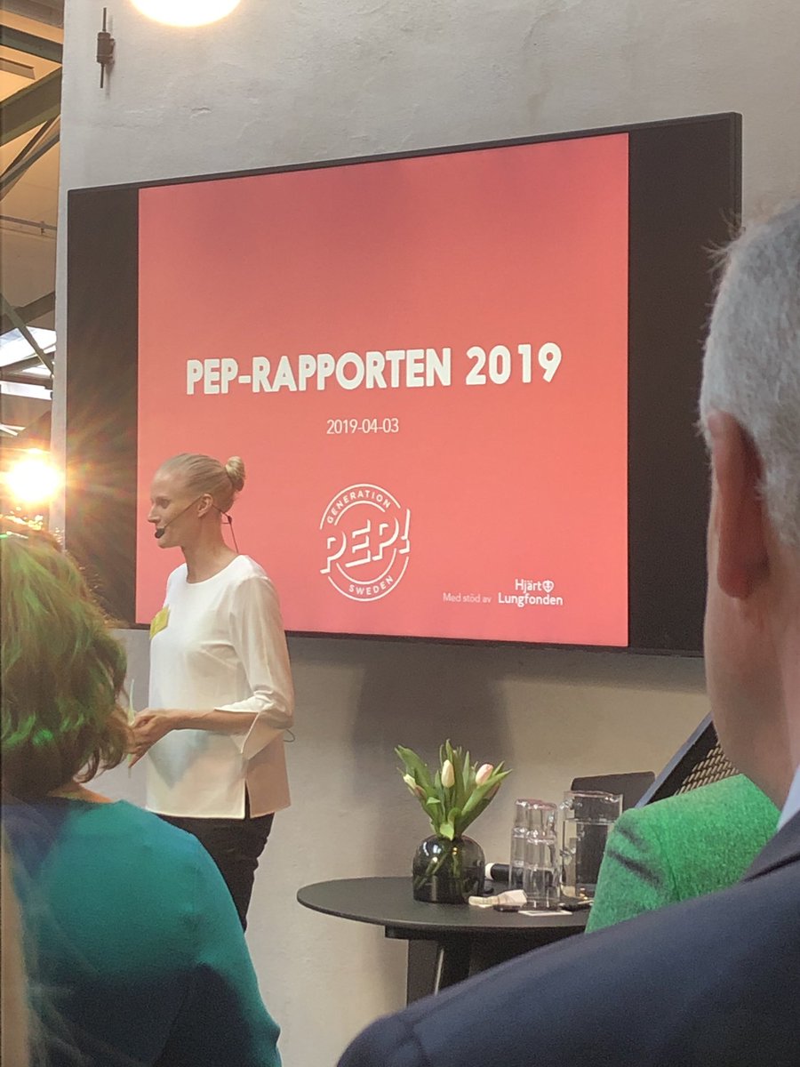 KajsaAspJonson's tweet photo. Idag presenterar @generationpep sin kartläggning av vanor hos barn och unga i #Peprapporten2019.
Läs gärna mina reflektioner via denna länk.🍎📚🥕🍲🥘🍝🏃🏼♂️
https://t.co/X7h7rIVUom
#genpep #peppare #jämlikhälsa #matvanor #hälsa #levnadsvanor https://t.co/X6nlOGcZXa