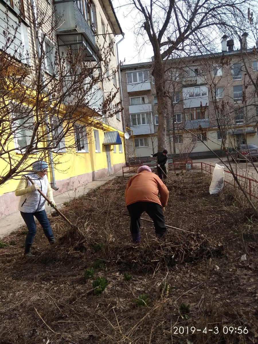 TOSBereza's tweet photo. Первый средник в п.Береза. Вот и наступила весна,оживает природа и так хочется уюта ,чистоты.  Огро��ное спасибо жителям ,которые приняли участие в благоустройстве территории микрорайона п.Береза.@Krasnoglin_adm. https://t.co/ijuoYT7ZjK