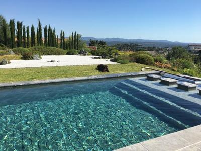 Alhianer's tweet photo. MCA Ingénierie et #WiPool présentent #IVY, un fond mobile entièrement connecté pour la piscine du futur https://t.co/RAZgzWDi9H @marseilleinnov https://t.co/YQfQD0g7eY