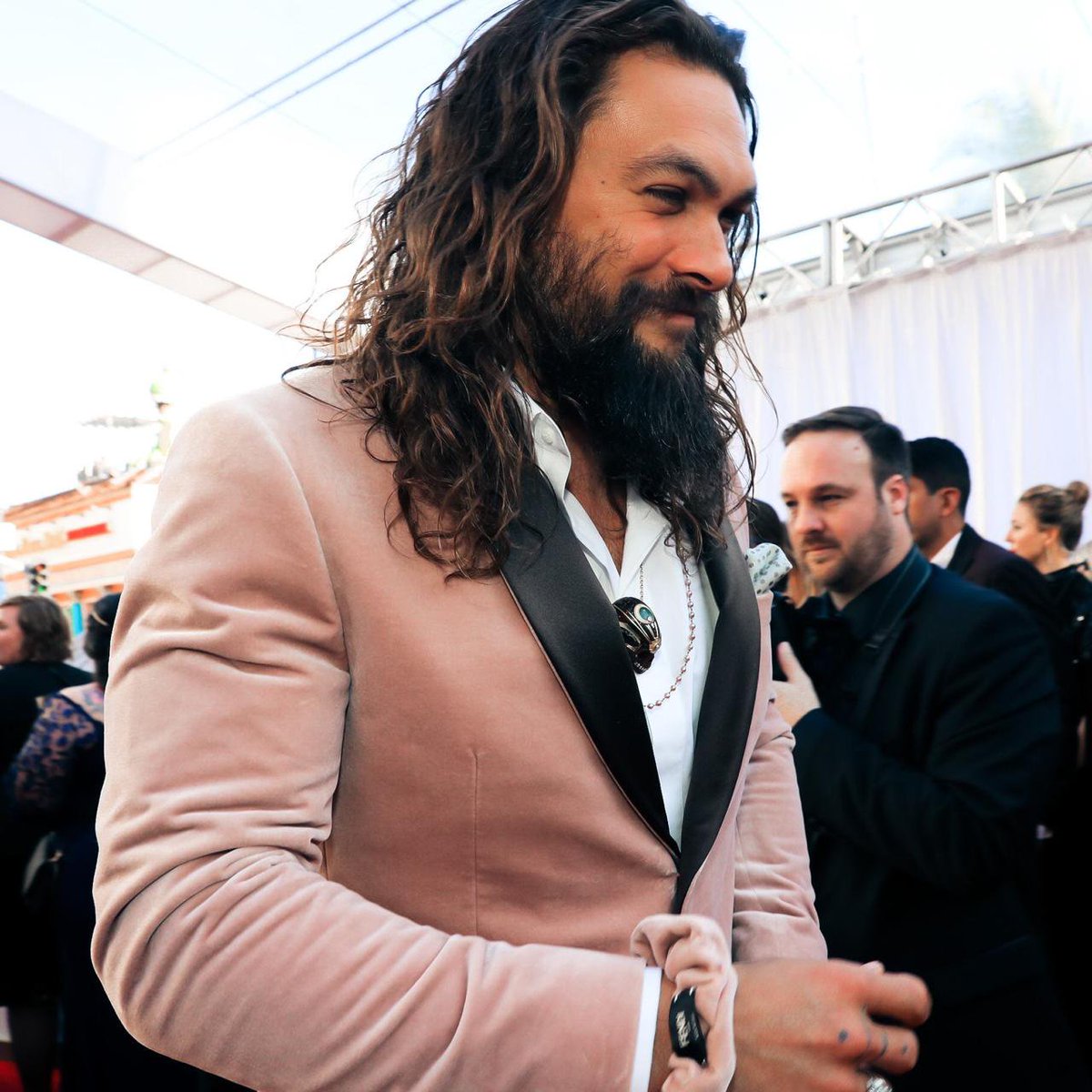 prideofgyypsies's tweet photo. Oscars #throwback https://t.co/QiBVZlwbwO