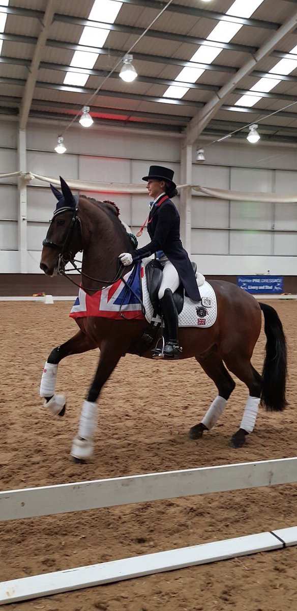letty_1999's tweet image. @TheDressageHour can everyone please keep everything crossed for @BrennanEq01 competing tomorrow #Inter1 #PetplanFestivals #TheDressageHour