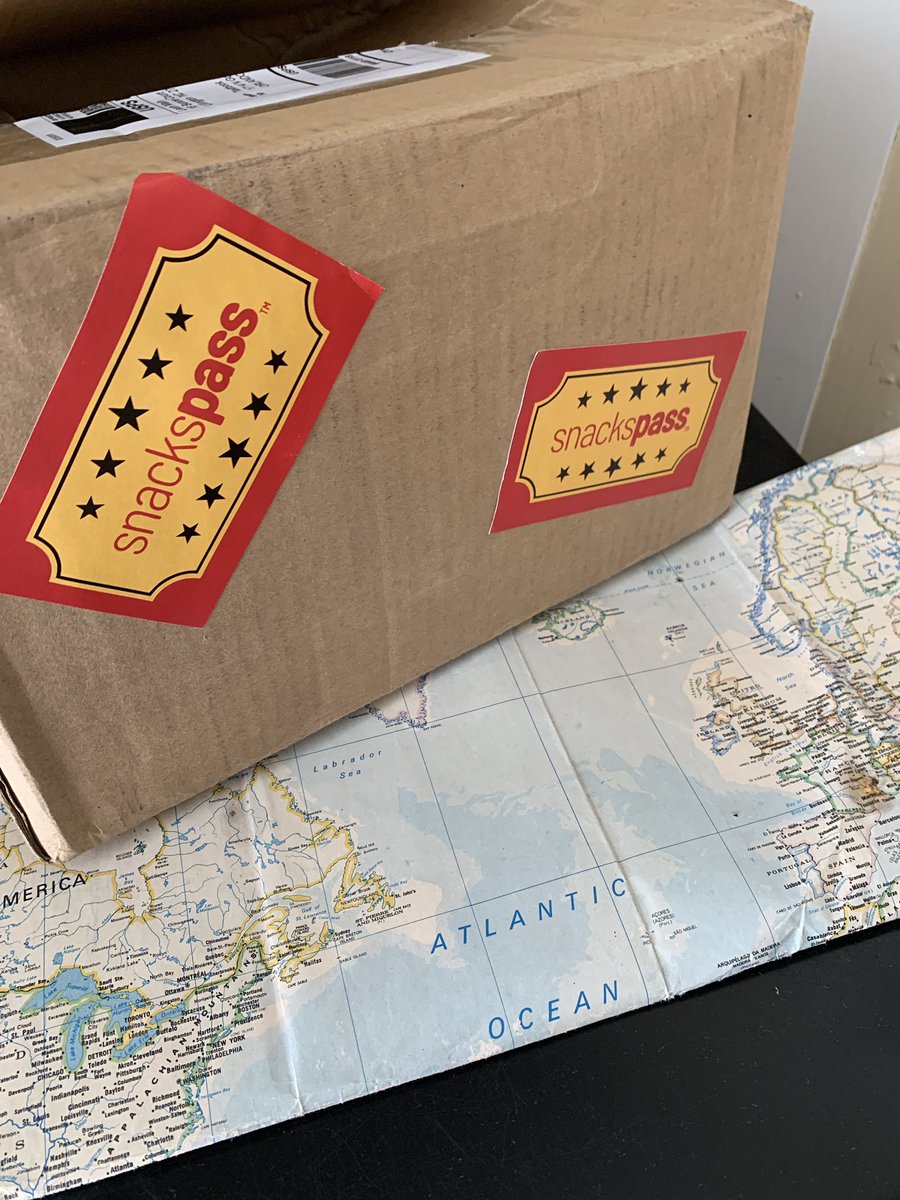 SnacksPass's tweet image. Free worldwide shipping on subscription snack boxes