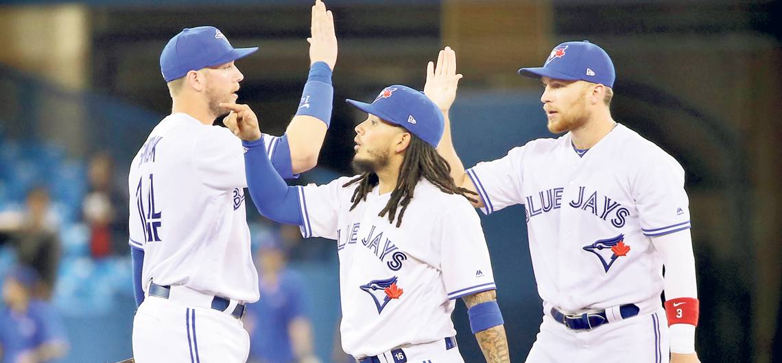 INDeporteVE's tweet photo. El pelotero que más juegos seguidos ha disputado es Freddy Galvis, quien no se ha perdido ningún compromiso desde que inició el 2017. A partir de esa temporada, el venezolano acumula una racha de 328 apariciones al hilo, siendo la más larga entre jugadores activos. #GrandeVzla https://t.co/4DLgFlUxnA